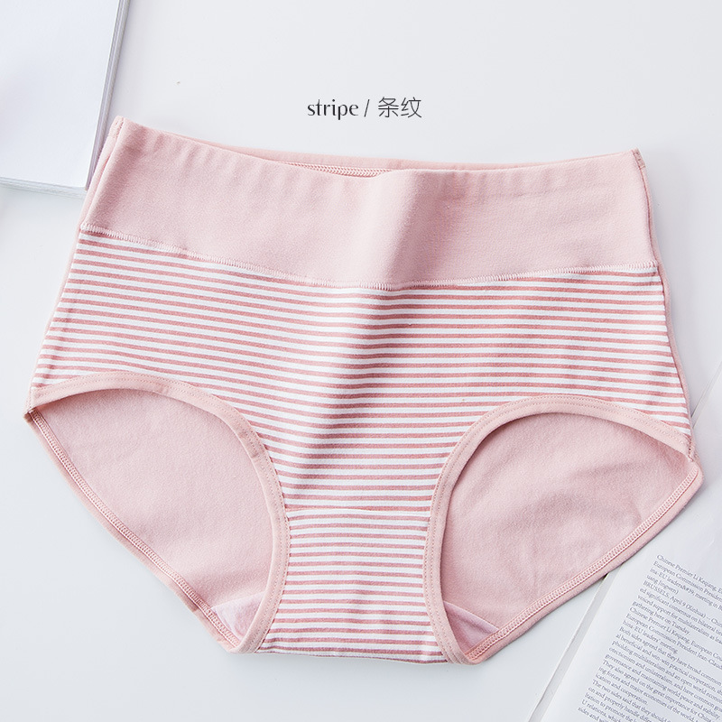 Picture of Japanese Style Women's Pure Cotton Printed Large Size 7A Seamless Antibacterial Tummy Control Cute Girl Triangle Student Panties