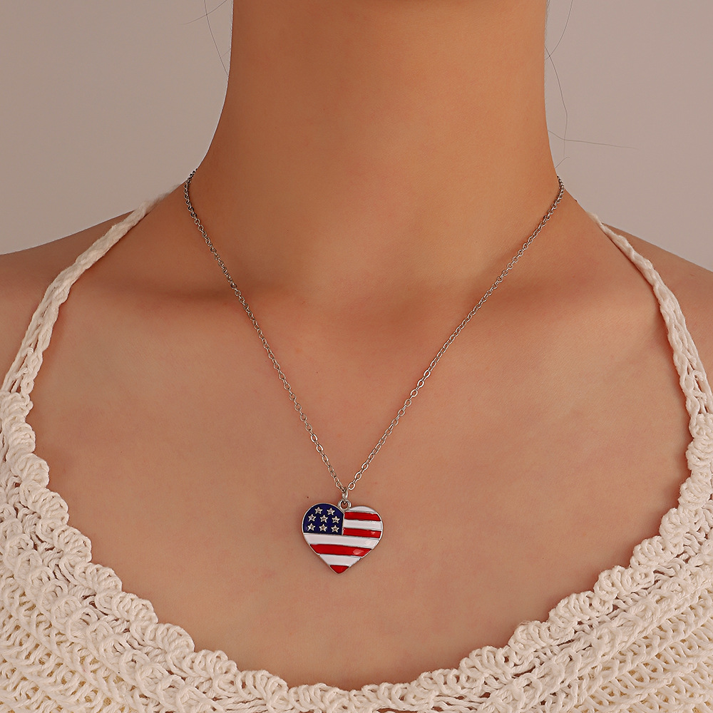 Picture of European and American Ins American Independence Day Series Necklace suit Fashion Simple Diamond-encrusted Wings Love Pendant Clavicle Chain