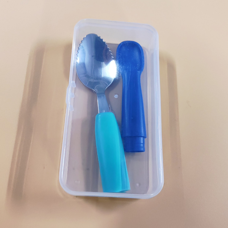 Picture of Factory direct children's fruit scraping spoon double stainless steel scraping spoon silicone spoon baby fruit scraping spoon