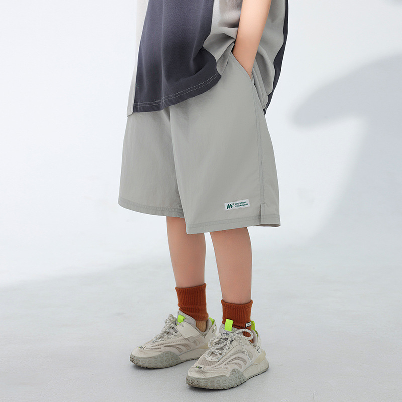 Picture of Huzhou Zhili Children's Wear Boys' Sports Pants Boys Summer Wear Pants 2025 Children's Shorts Breathable Quick-drying Pants