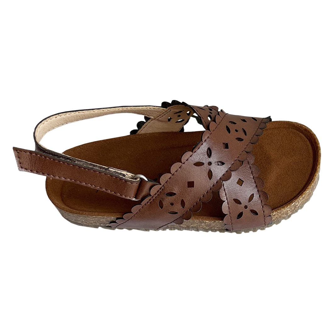 Vintage Children's Sandals Women's Leather Outer Wear Beach Sandals Hollow Lace Open Toe Children's Soft Sole Wooden Shoes