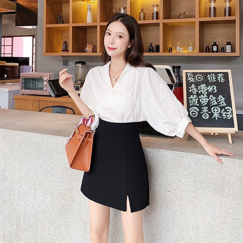 Short Skirt Women's Skirt High Waist A- Line Skirt 2023 Autumn New Style Small Black Professional Split Hip One-Step Skirt
