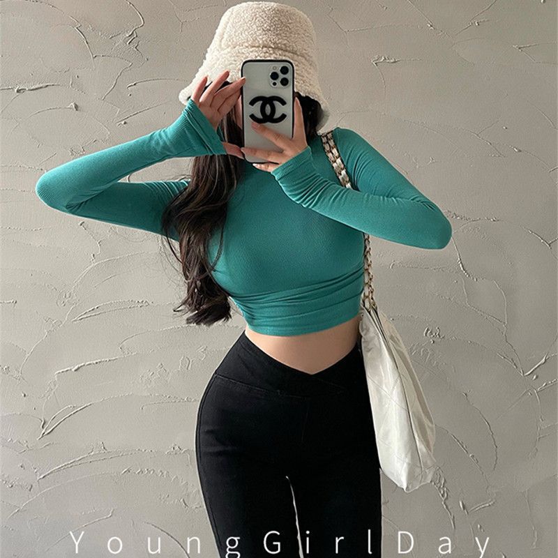Picture of Spicy Girl retro tight waist slimming bottoming shirt early spring new half turtleneck pleated short long sleeve inner wear