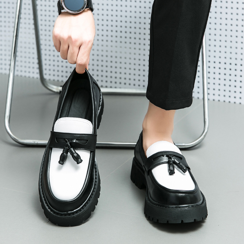 Cross-border 2023 New British Style Men's Black and White Colorblock Leather Shoes Small Height Lazy Foot Platform Leather Shoes
