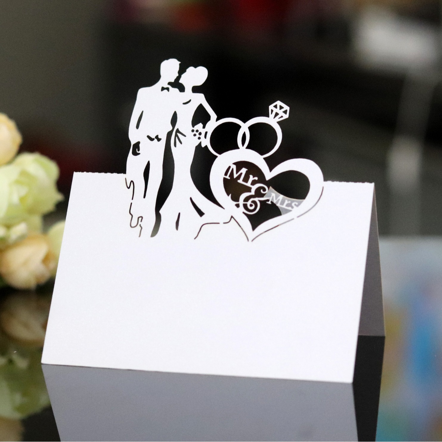 Picture of Hollow wedding banquet layout pink love wedding seat card bride bride decoration table card spot wholesale