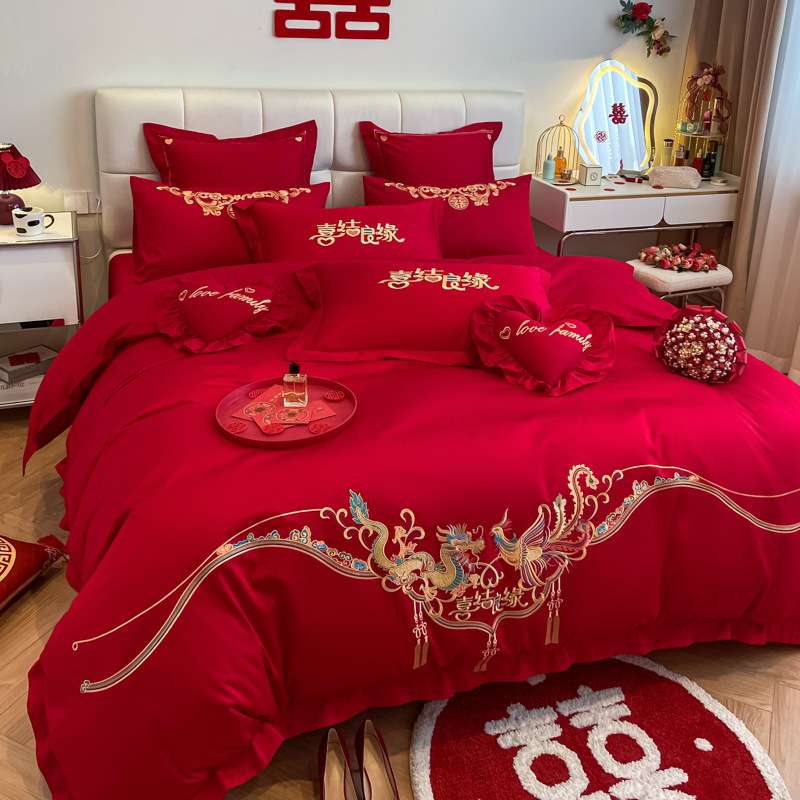 Picture of Cotton Wedding Bedding Four-piece Wedding Cotton 100 Bed Sheet Quilt Cover Big Red Festive Accompanying Quilt