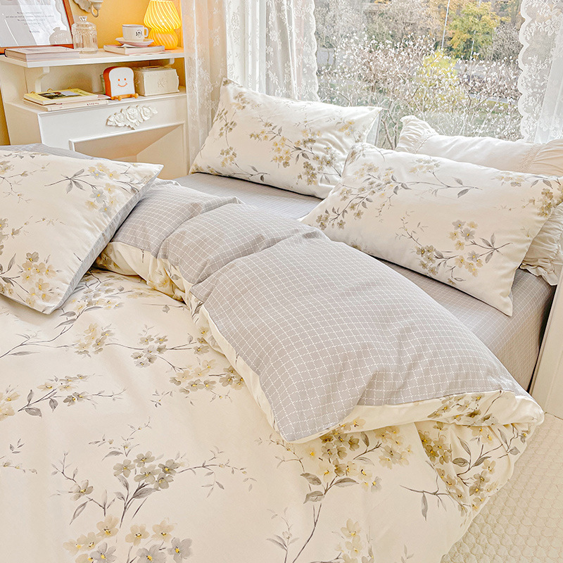 Picture of 2025 New Spring & Fall 60 Small Floral Cotton Four-Piece Set Ins Style Pure Cotton Dormitory Bed Bed Sheets Quilt Cover Three-Piece Set