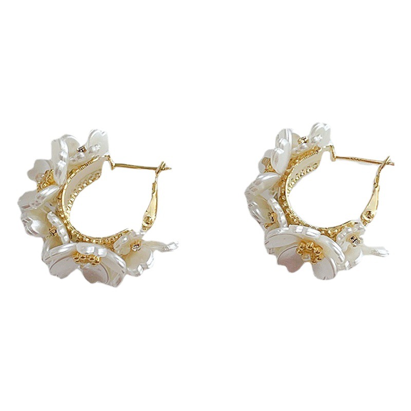 Niche retro design shell flower zircon earrings s925 silver needle ins simple fairy all-match ear jewelry