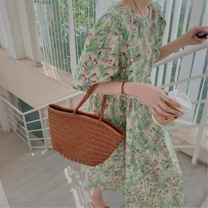 Picture of plus size French Style Retro Floral dress Women's Summer New High-end Loose Slimming Sweet Puff Sleeve Long Dress