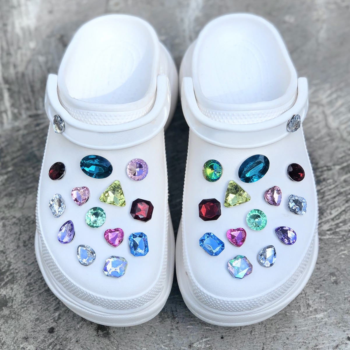 cross-border Explosions cross Cave Shoes Shoe Buckle Color Crystal Diamond DIY Decorative Accessories Little Red Book Same Set