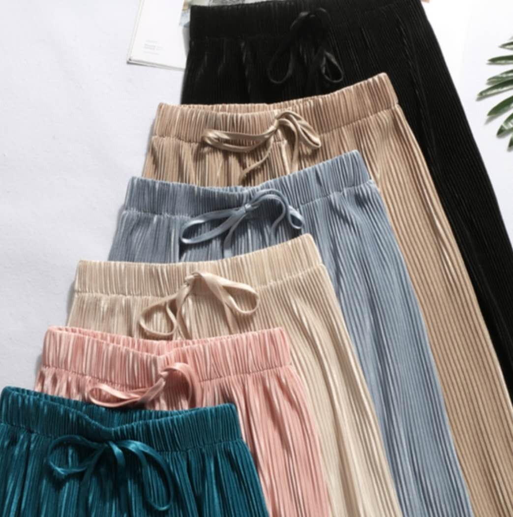 Picture of 2025 Drape Spring and Summer Loose Casual Trousers Chiffon Trousers Ice Silk Women's Pants Pleated Slim Wide Leg Pants Women's Wholesale