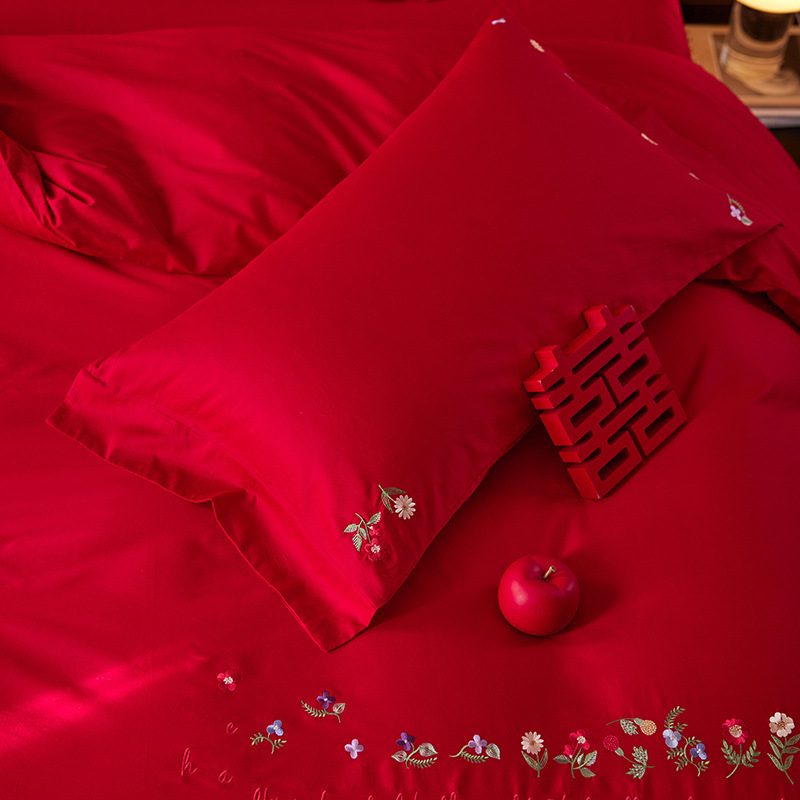 Picture of Flowers bloom and tie wedding class a 60 cotton embroidery red four-piece wedding room bed wedding cotton quilt cover