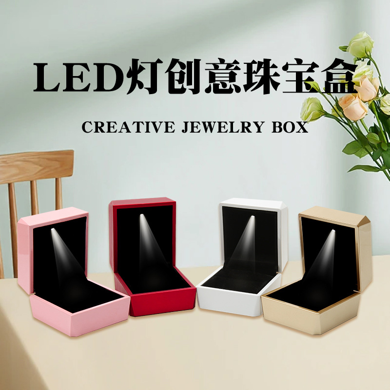 Piano Paint Jewelry Box LED with Light Proposal Ring Box Advanced Sense Bracelet Packaging Box Bracelet Necklace Jewelry Box