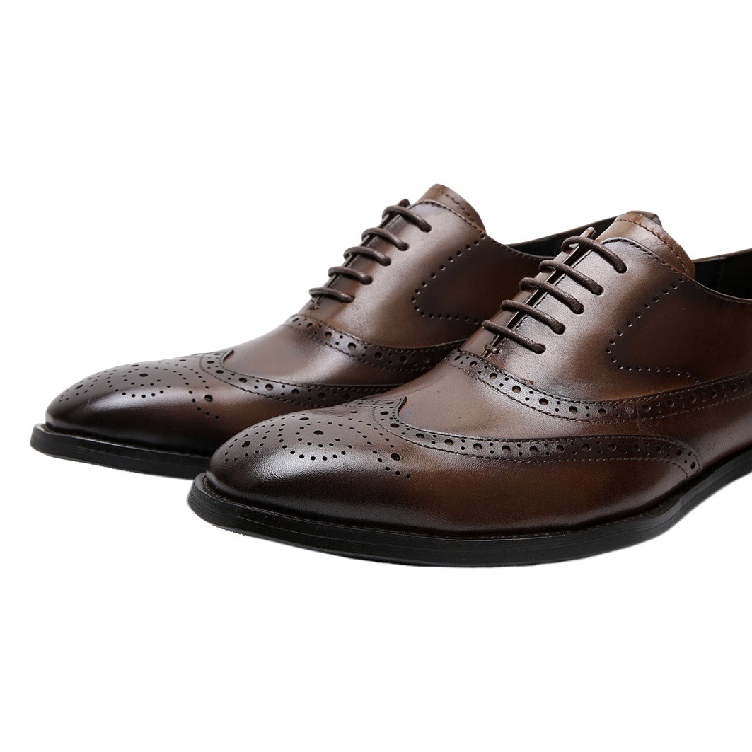 British Retro Business Dress Leather Shoes Men's Korean Style Autumn Casual Men's Shoes Genuine Leather Breathable Brook Carved Trendy Shoes