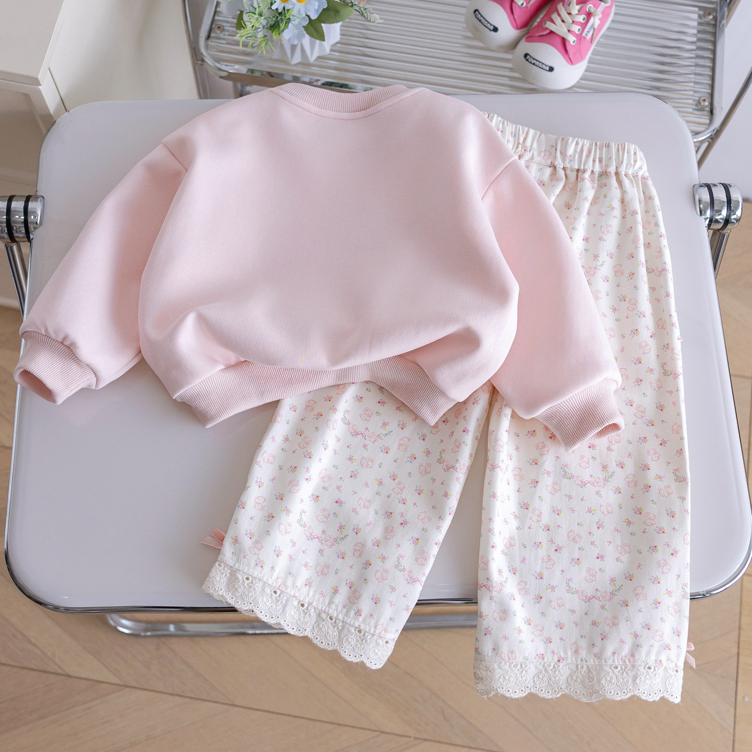 Picture of Girls Cartoon suit 25 New Style Spring and Autumn Casual Rabbit Print Floral Women's Sweet and Cute Two-piece Set