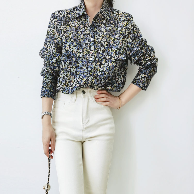 Picture of Clearance Casual Simple Blue and Purple Floral Silk Cotton Shirt Women's Double Pocket Lapel Buckle Long Sleeve Mid-length Shirt