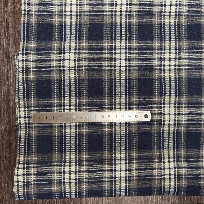 Picture of Spot twill sanding cotton plaid children's shirt plaid fabric 21 yarn-dyed flannel decorative fabric
