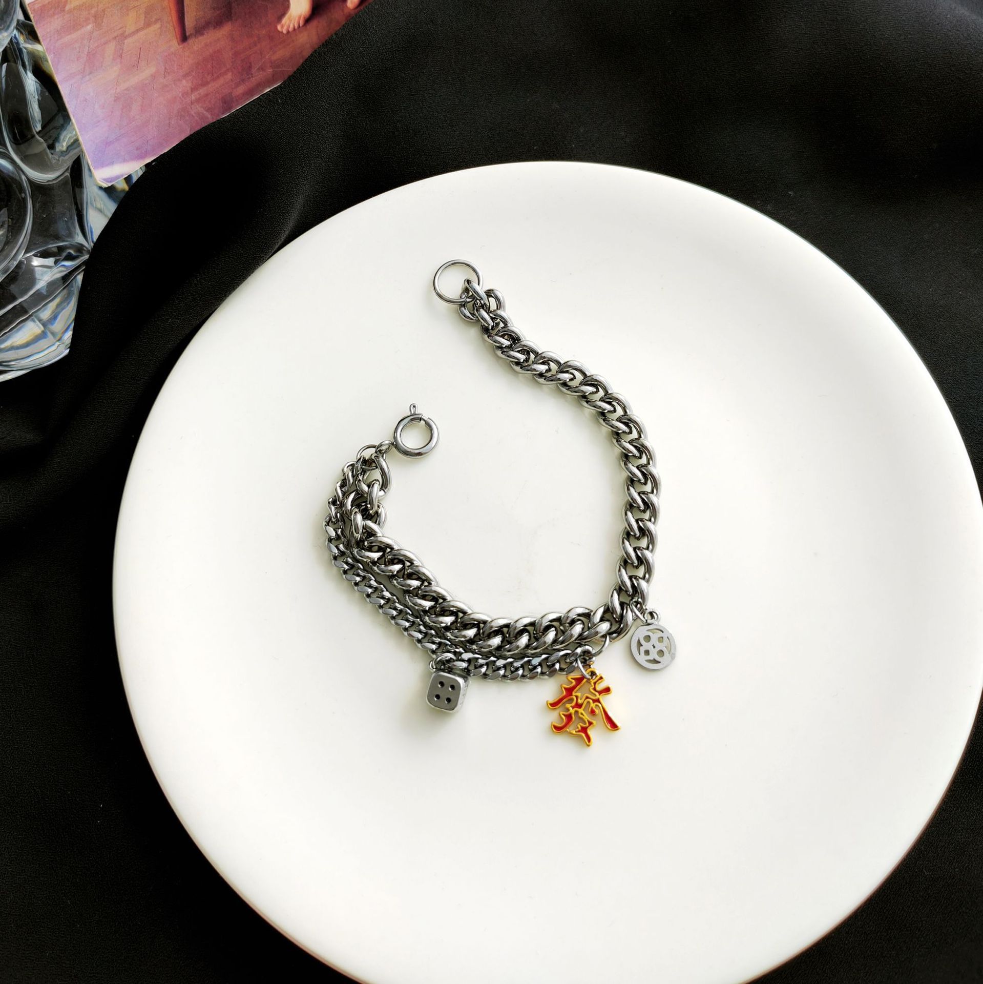 Picture of Copper plated real gold European and American fashion antique bracelet temperament street fashion bracelet personality Internet celebrity new hand jewelry