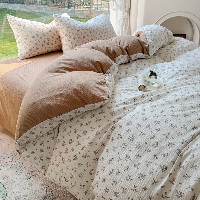 Picture of Class A Maternal and Infant Grade Fresh Small Zhu Cotton Four-piece Set Washed Cotton Bed Sheet Quilt Cover Three-piece Set for Student Dormitory