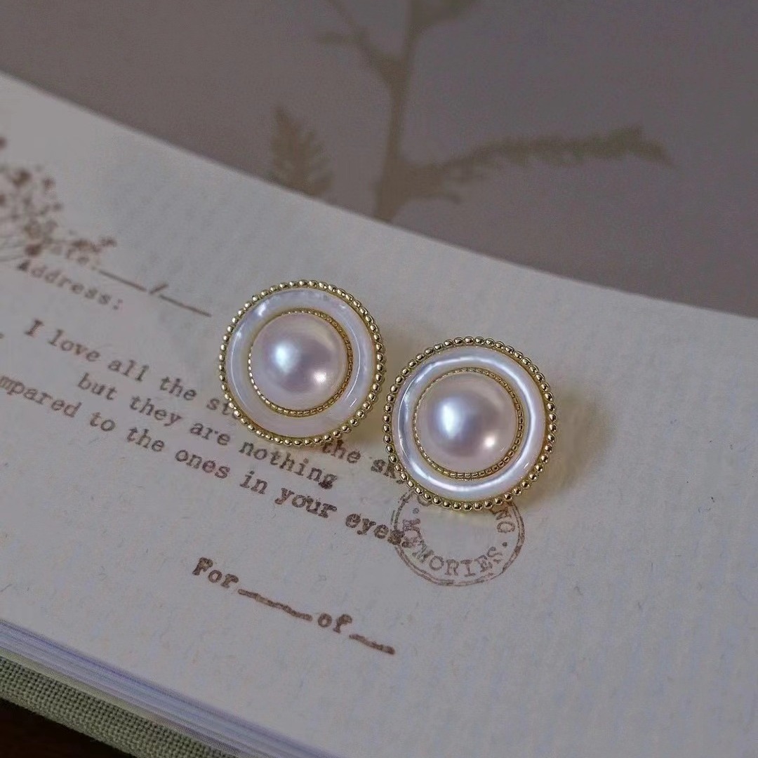 Picture of Zhuji Pearl Earrings S925 Sterling Silver Needle Fritillaria poached egg Pearl 9-10mm Earrings Earrings Wholesale Women