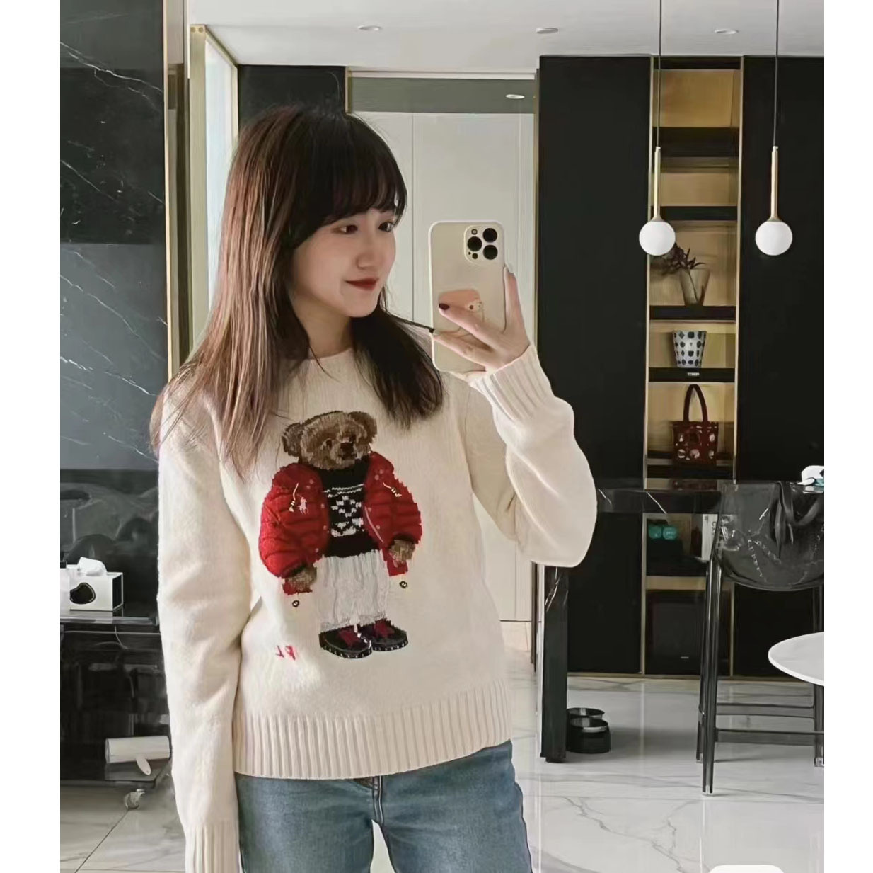 R's bear family new red coat bear daily wear vigorous age-reducing pure wool texture soft and comfortable