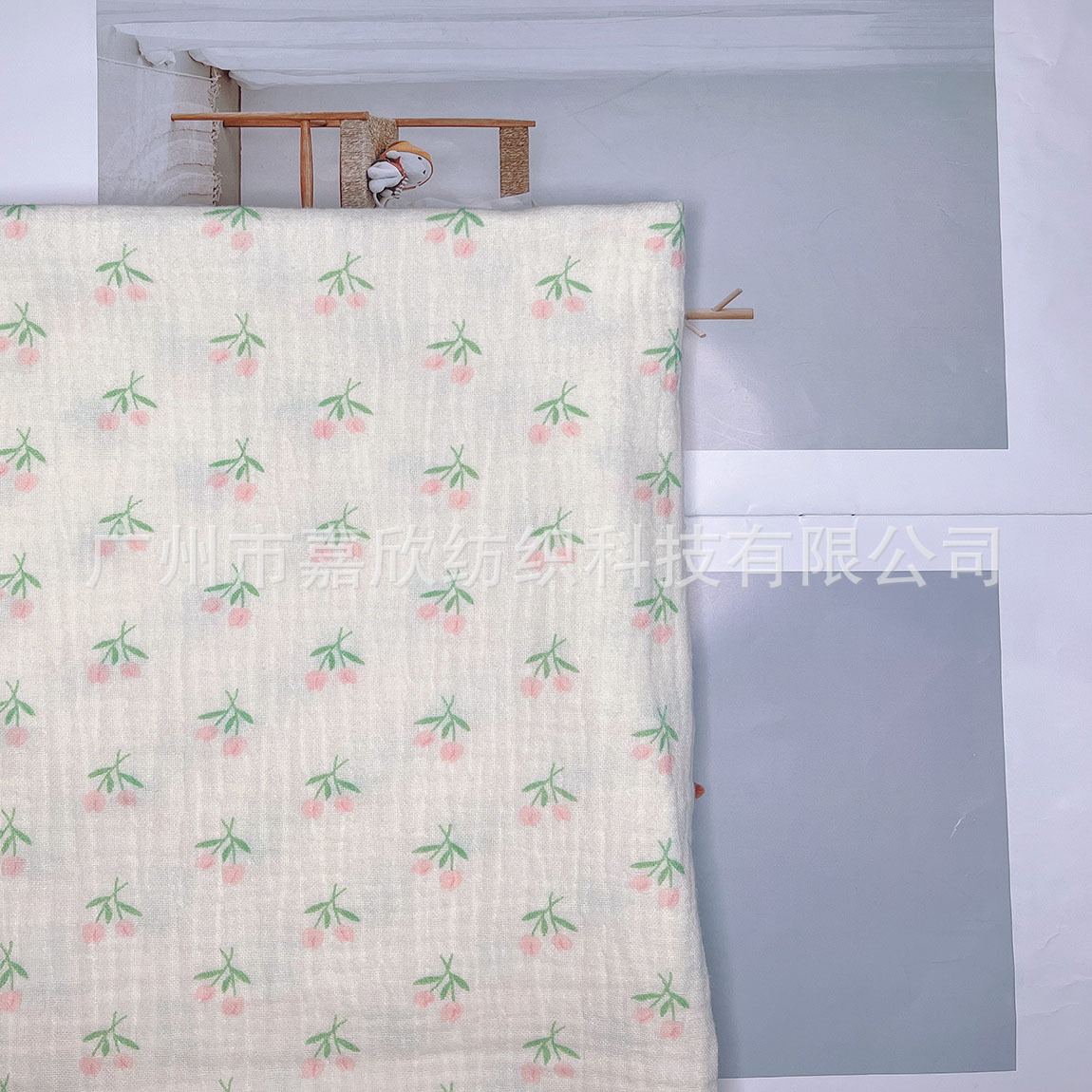 Cotton double-layer gauze printed cartoon animal fabric baby gauze baby clothing pajamas blanket fabric