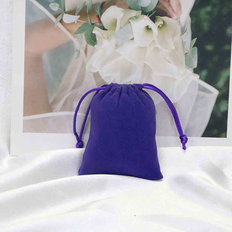 Picture of Velvet Bag Wholesale Drawstring Jewelry Bag Velvet Drawstring Jewelry Storage Bag Cloth Bag Gift Bag Simple Storage Bag