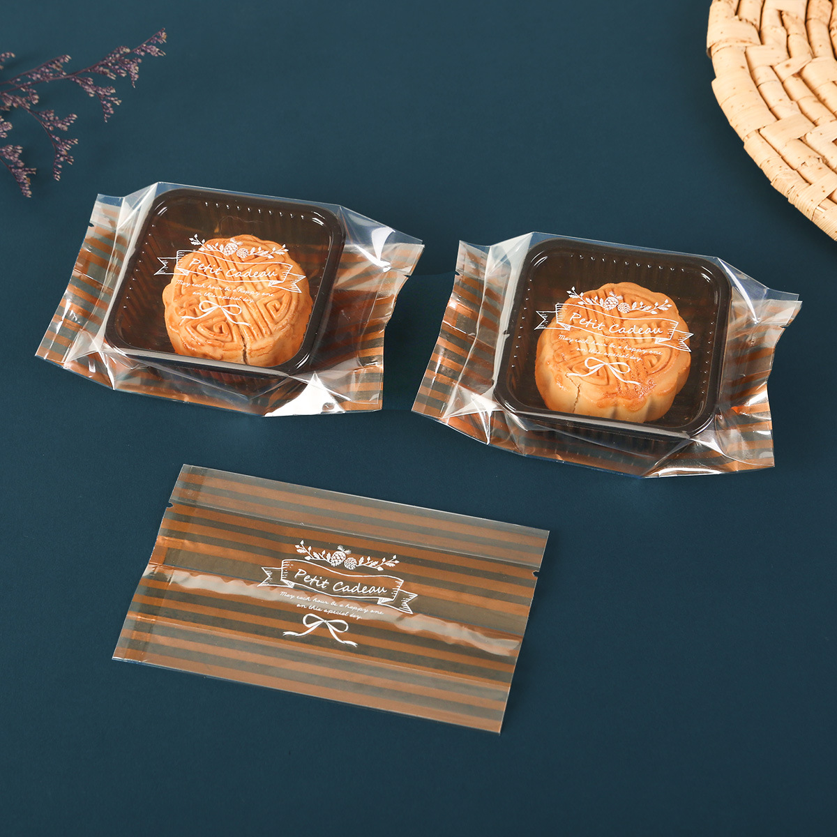 New Mid-Autumn Festival Side Concave Mooncake Packaging Bag Chinese Frosted Egg Yolk Crisp Organ Bag Independent Mooncake Packaging