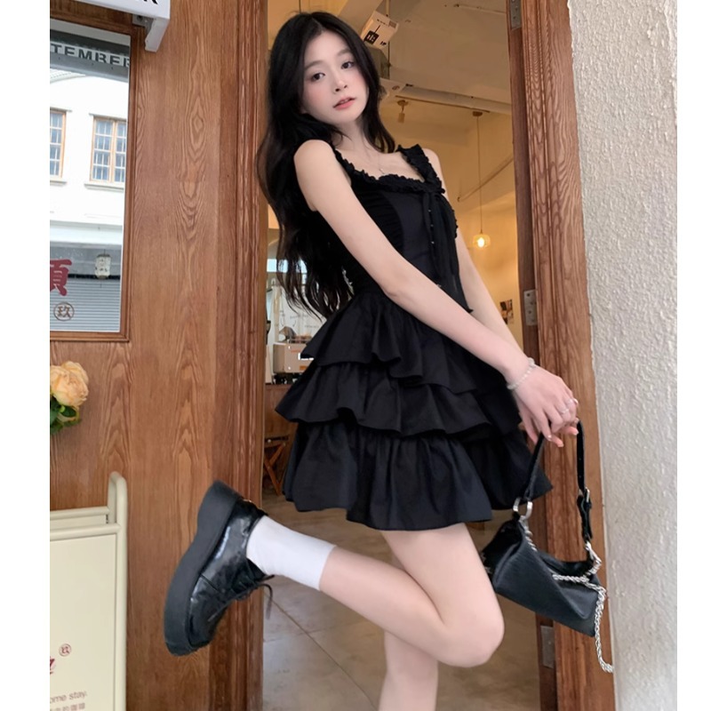 Women's New Summer Style French Sweet Girl Black Suspender Dress, High-End, Slimming and Beautiful Little Black Dress