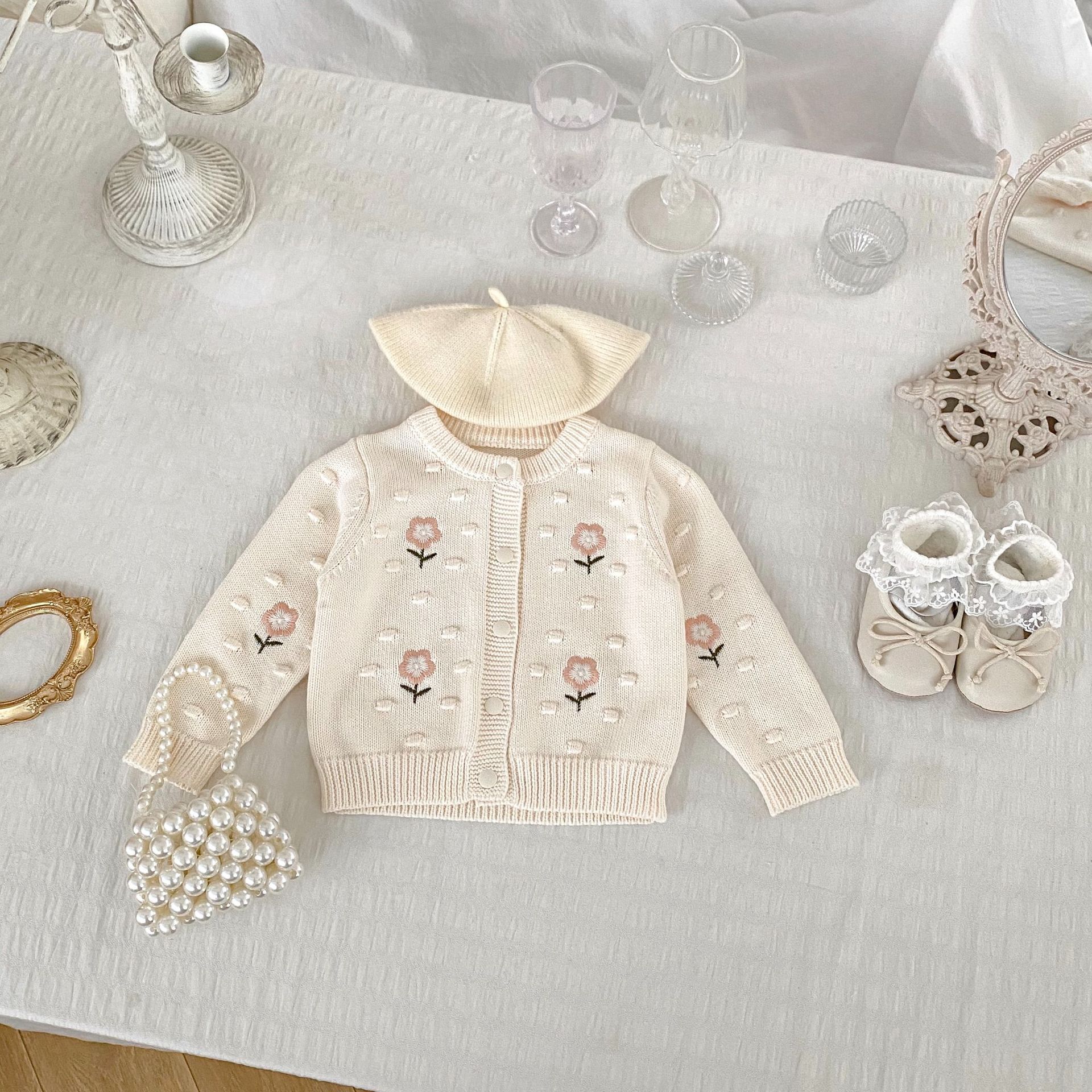 Picture of 2025 Autumn Girls' Knitted Cardigan Pure Cotton Flower Embroidery Round Neck Long Sleeve Top Sweet Baby Girl Coat