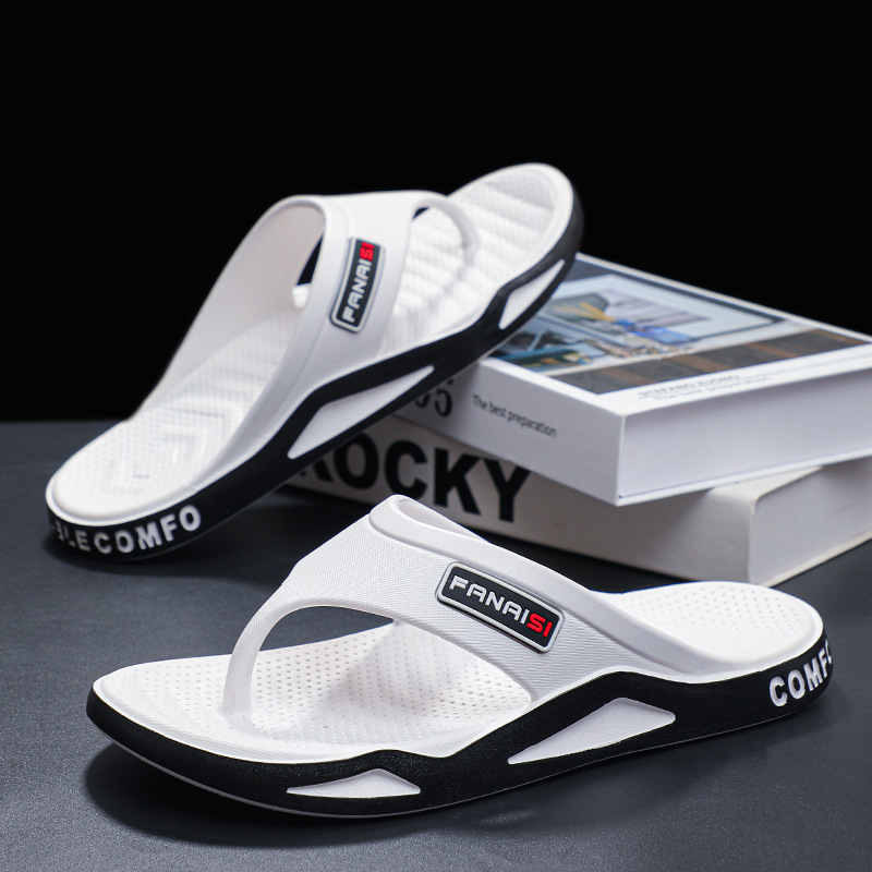 Slippers Men's Flip Flops Summer Outdoor Sandals Flip-Flops Couples Hong Kong Style Casual Rubber Beach Shoes Trendy Wholesale