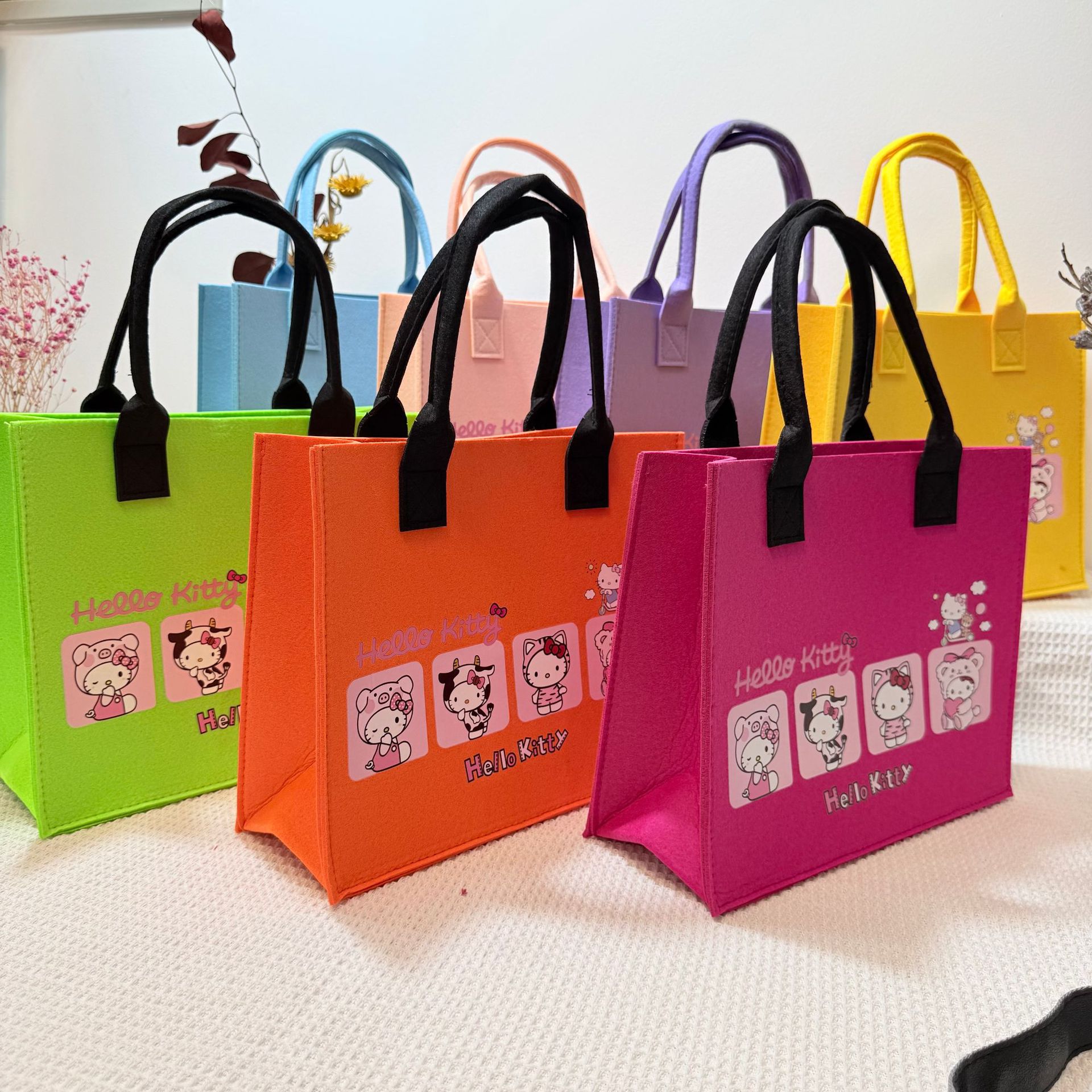2025 New Kt Cat Gift Felt Bag Soft Stereo Handbag Large Capacity Tote Bag