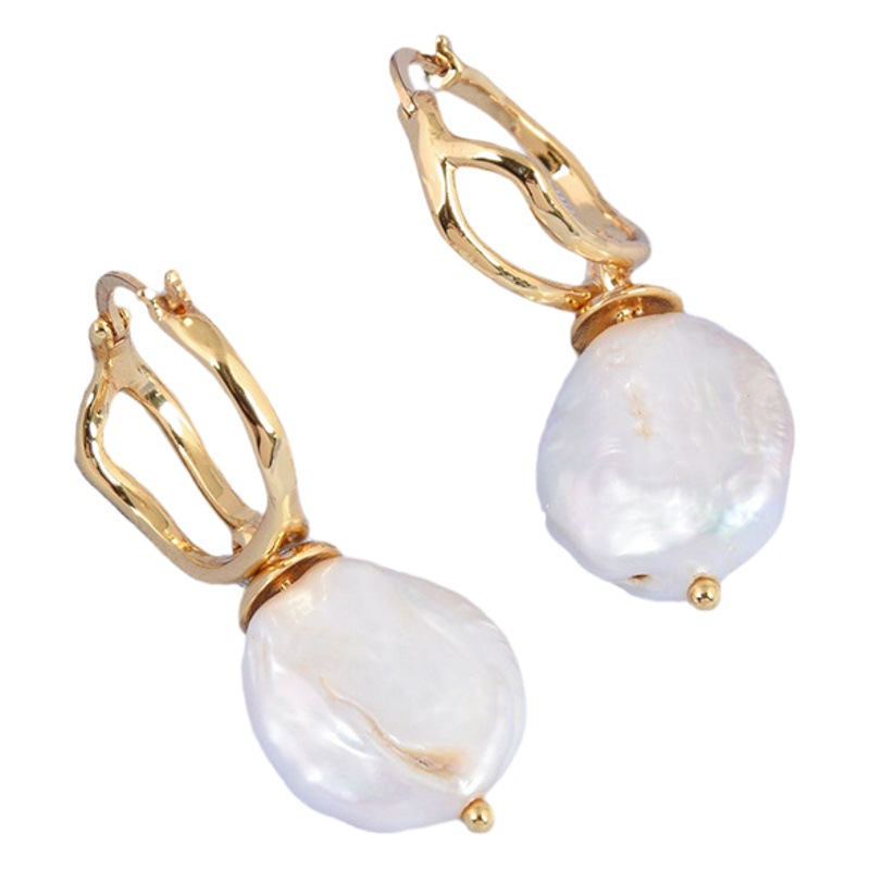 TikTok Same Style Earrings Freshwater Pearl Earrings European and American Baroque Elegant Earrings Light Luxury High Sense Niche Design