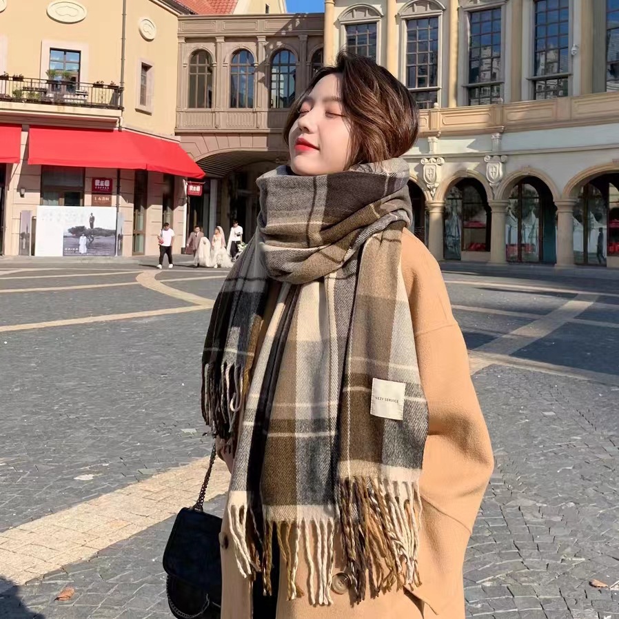 Plaid scarf women's autumn and winter fashion all-matching Korean style knitted thickened student couple scarf British style warm shawl