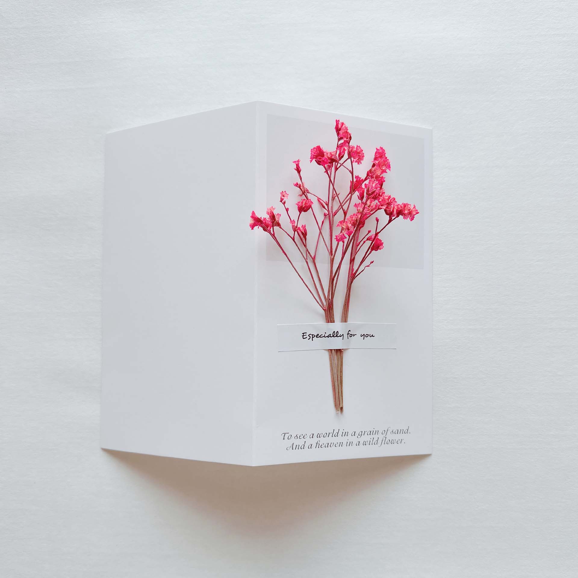 Picture of Gypsophila Dried Flower Greeting Card Birthday Greeting Card Creative Handmade Card Mid-Autumn Festival Handwritten Creative Universal Greeting Card