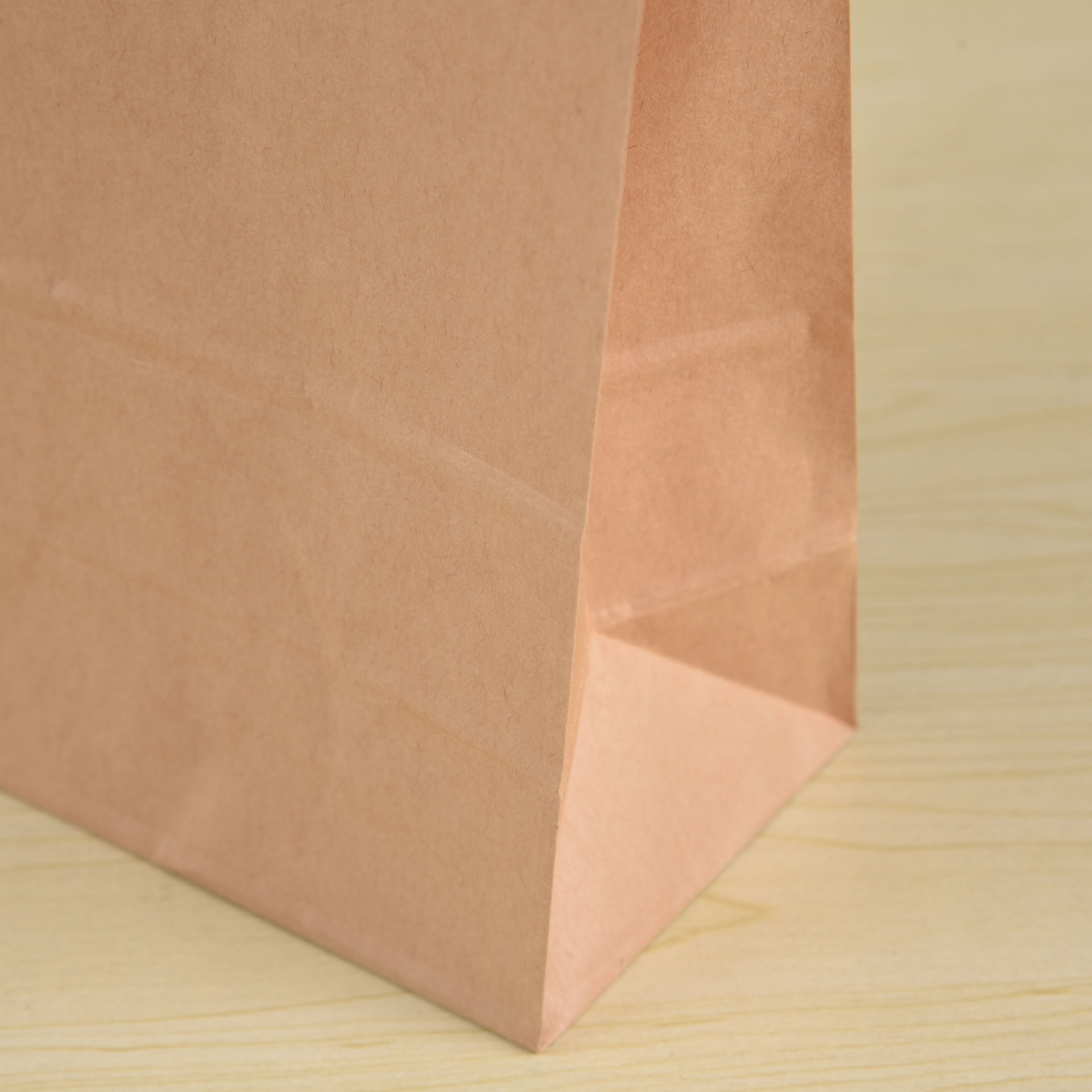 Picture of Factory direct thick material large quantity price excellent fast printing LOGO kraft paper bag catering take-out clothing bag