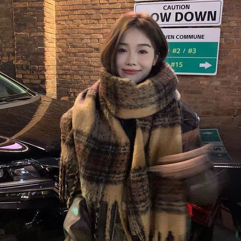 Picture of Cross-border solid color new imitation cashmere scarf women's autumn and winter thickened warm shawl solid color student scarf men's wholesale