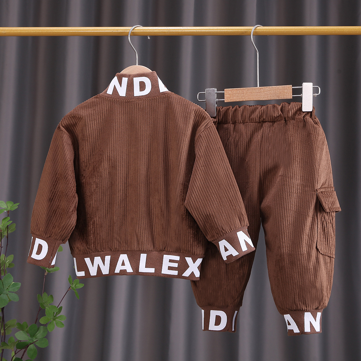 Picture of Children's Clothing Handsome Boys Spring New Corduroy Zipper Long-Sleeved Casual Sports Two-Piece Spring and Autumn Suit Wholesale
