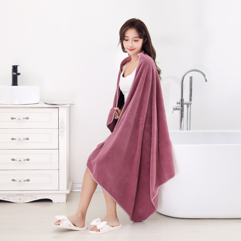 Picture of Coral Velvet Bath Towel Thickeneded and Enlarged Plain Color 90*180 Household Adult Men and Women Bath Absorbent Wrap Vacuum Delivery