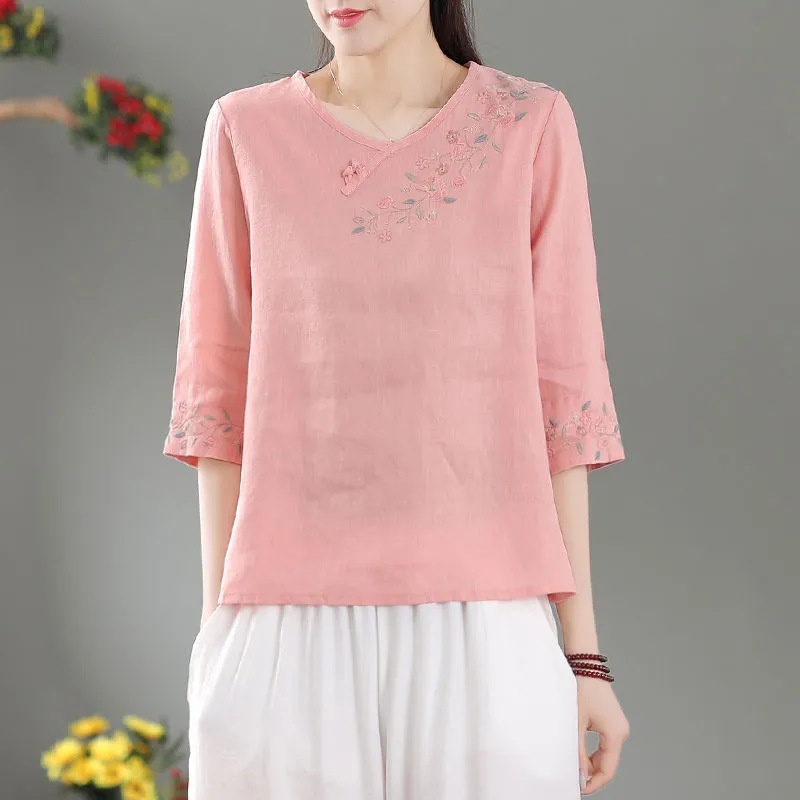Picture of Vintage Cotton and Linen Embroidered Round Neck Half Sleeve T-shirt Shirt Women's Summer Artistic Loose Slimming Ethnic Style Top