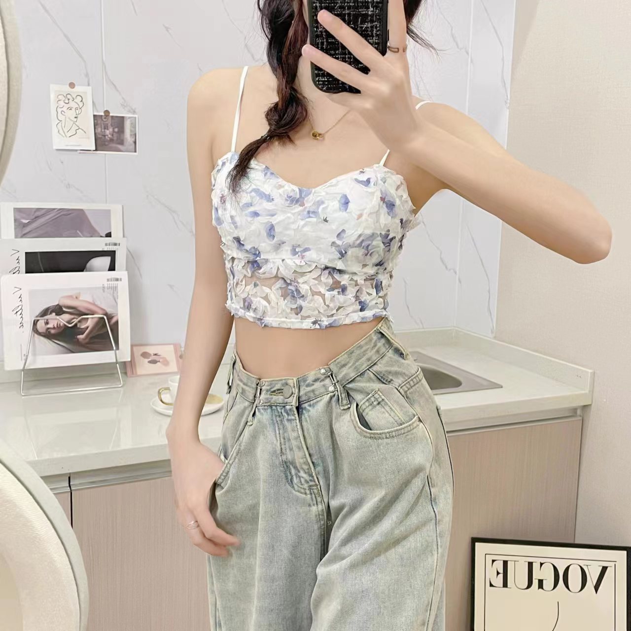 Picture of Small Fresh Floral Sling Outer Wear Tube Top Backless Chiffon Floral Vest Exposed Navel Sweet Short Top