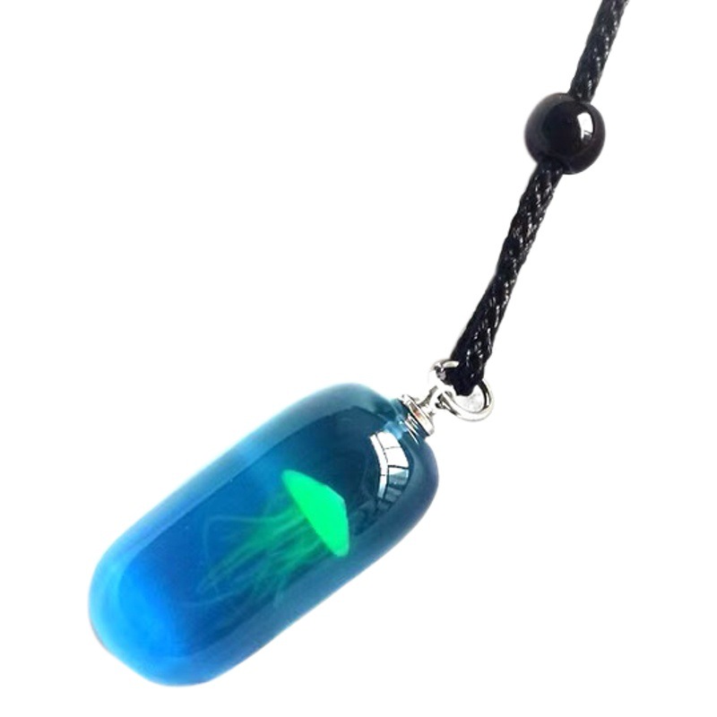 Douyin Popular Jellyfish Luminous Necklace Resin Luminous Pendant Simple Geometric Niche Jewelry Handmade Couple