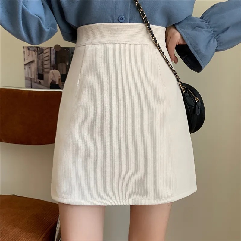 Retro Slim Anti-glare Short Skirt Skirt Women's 2023 Hip Skirt A- line Skirt High Waist Corduroy Autumn and Winter