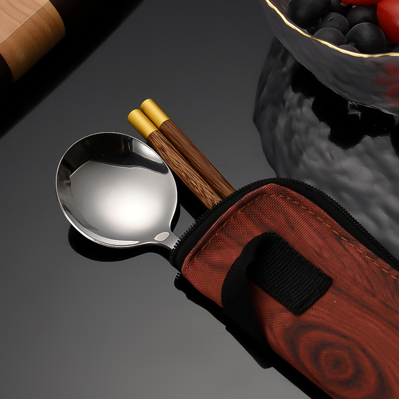 Picture of Mingrui stainless steel portable tableware suit high color value high quality chicken wing wooden chopsticks wooden handle soup eating spoon