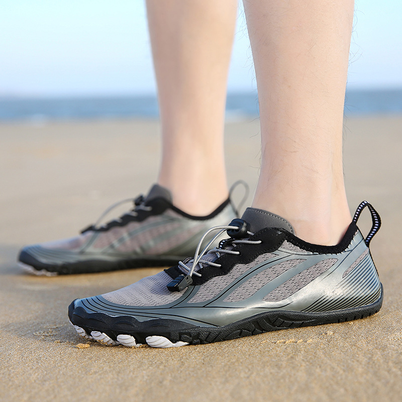 Cross-border new beach wading shoes, swimming shoes, men's fitness shoes, women's beach outdoor shoes, water park shoes, river tracing shoes