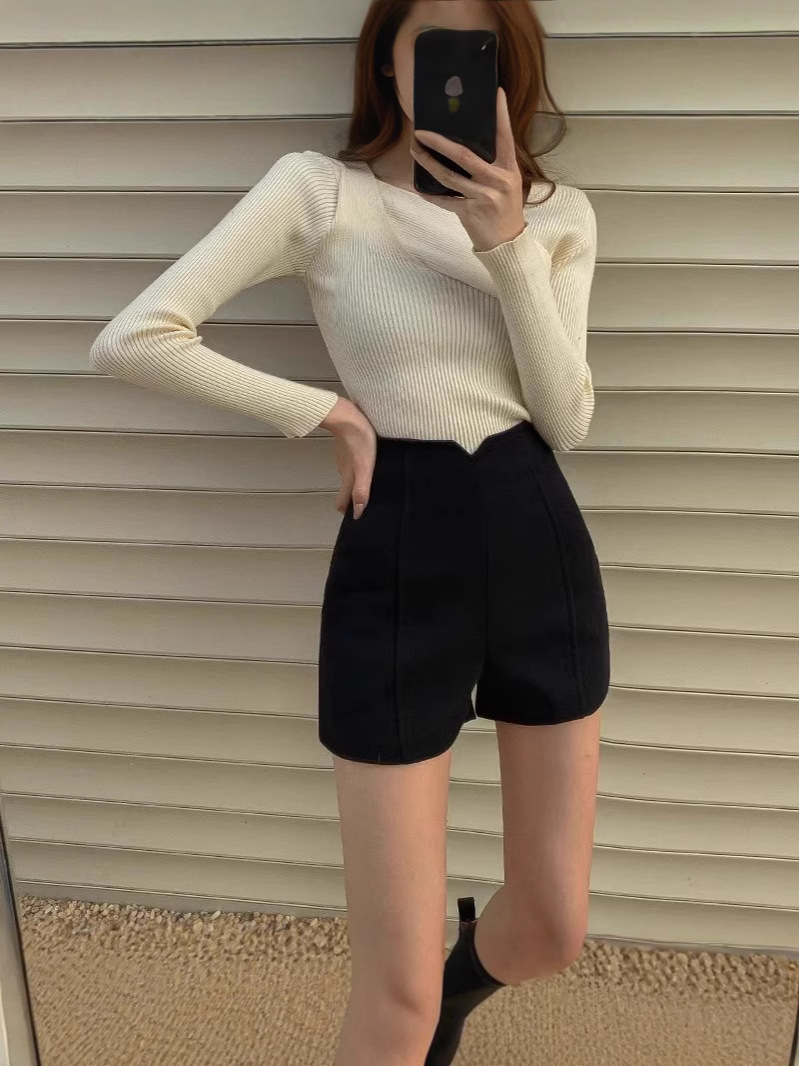 2024 New Spring and Summer Spice Girls Tight Shorts Women's High Waist Slimming Black Outer Boots Pants Stretch Casual Hot Pants