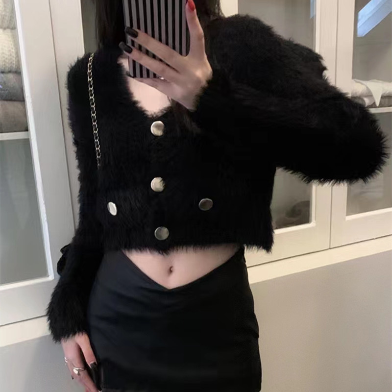 Picture of Small sweater King fashionable popular short navel sweater cardigan 2023 autumn and winter faux mink velvet top