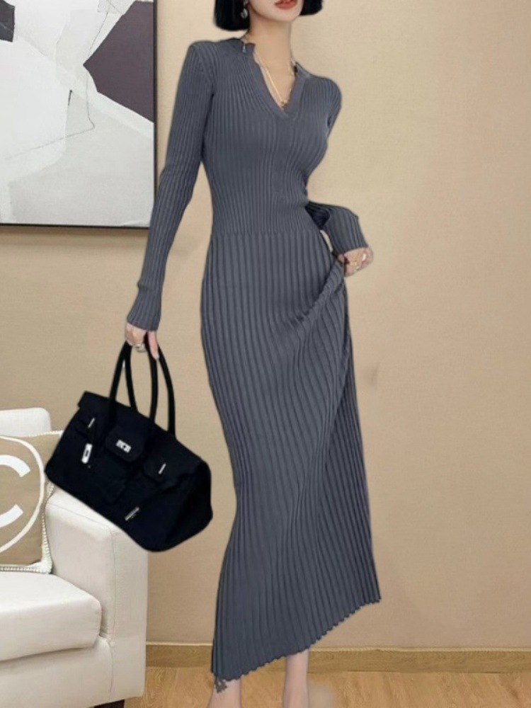 Light Cloth Tall Autumn and Winter Base Dress V-Neck Slim-Fit High Elastic Pit Knitted Straight Long-Sleeved dress Women