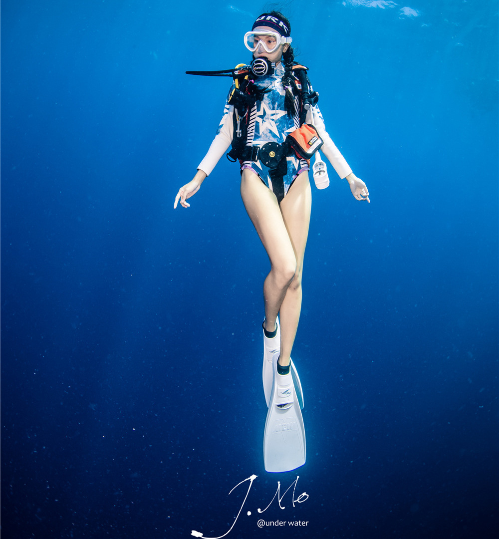 2mm diving suit wet suit one-piece swimsuit surfing snorkeling deep diving sun protection warm jellyfish suit diving bikini