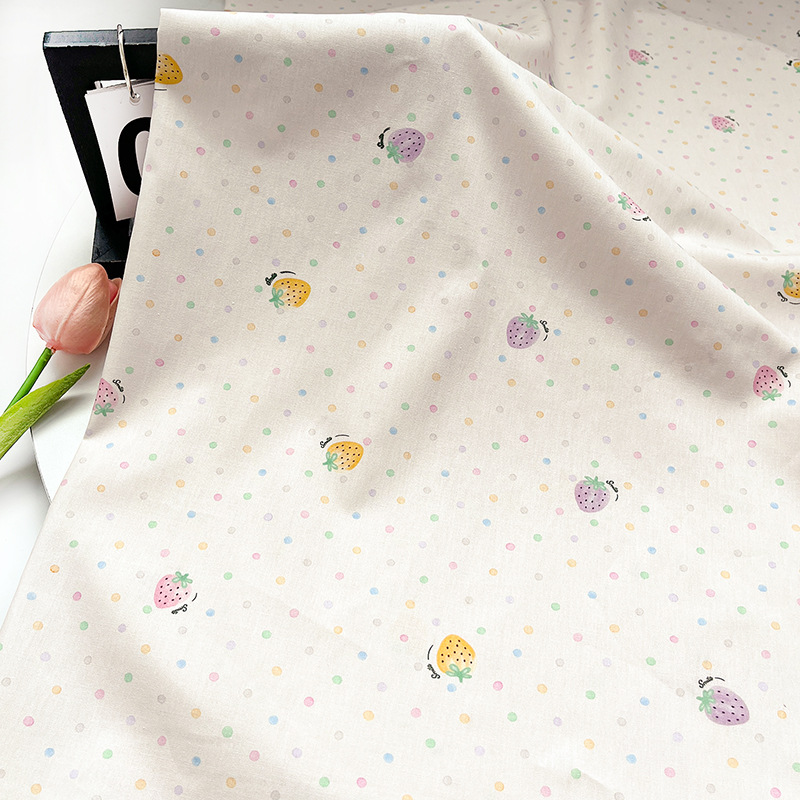 Multicolor Strawberry Digital Printed Fabric, Cotton Forty-Count Poplin Children's Clothing Shirt Dress Clothing Fabric